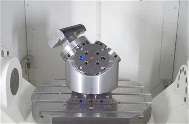 5 Axis Machine Center