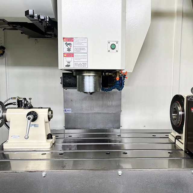 4 Axis Machine Center