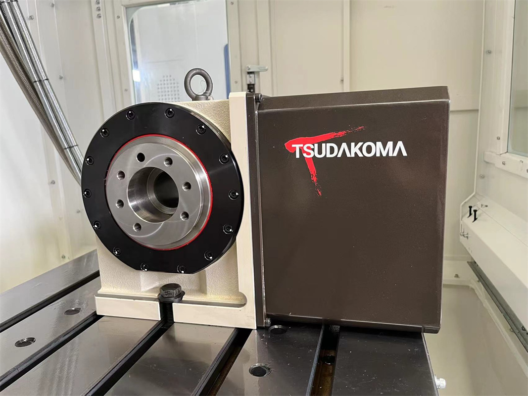 4 Axis Machine Center